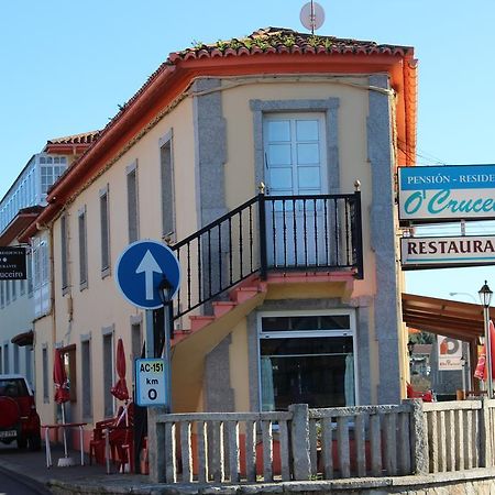 O Cruceiro Hotel Puentedeume Luaran gambar