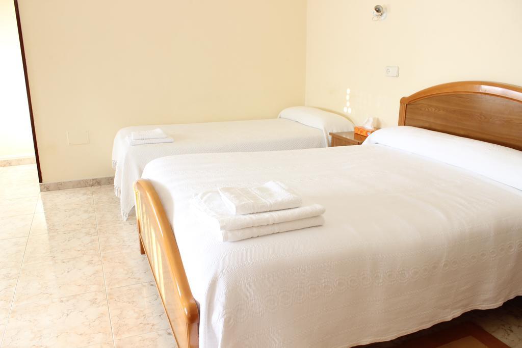 O Cruceiro Hotel Puentedeume Bilik gambar